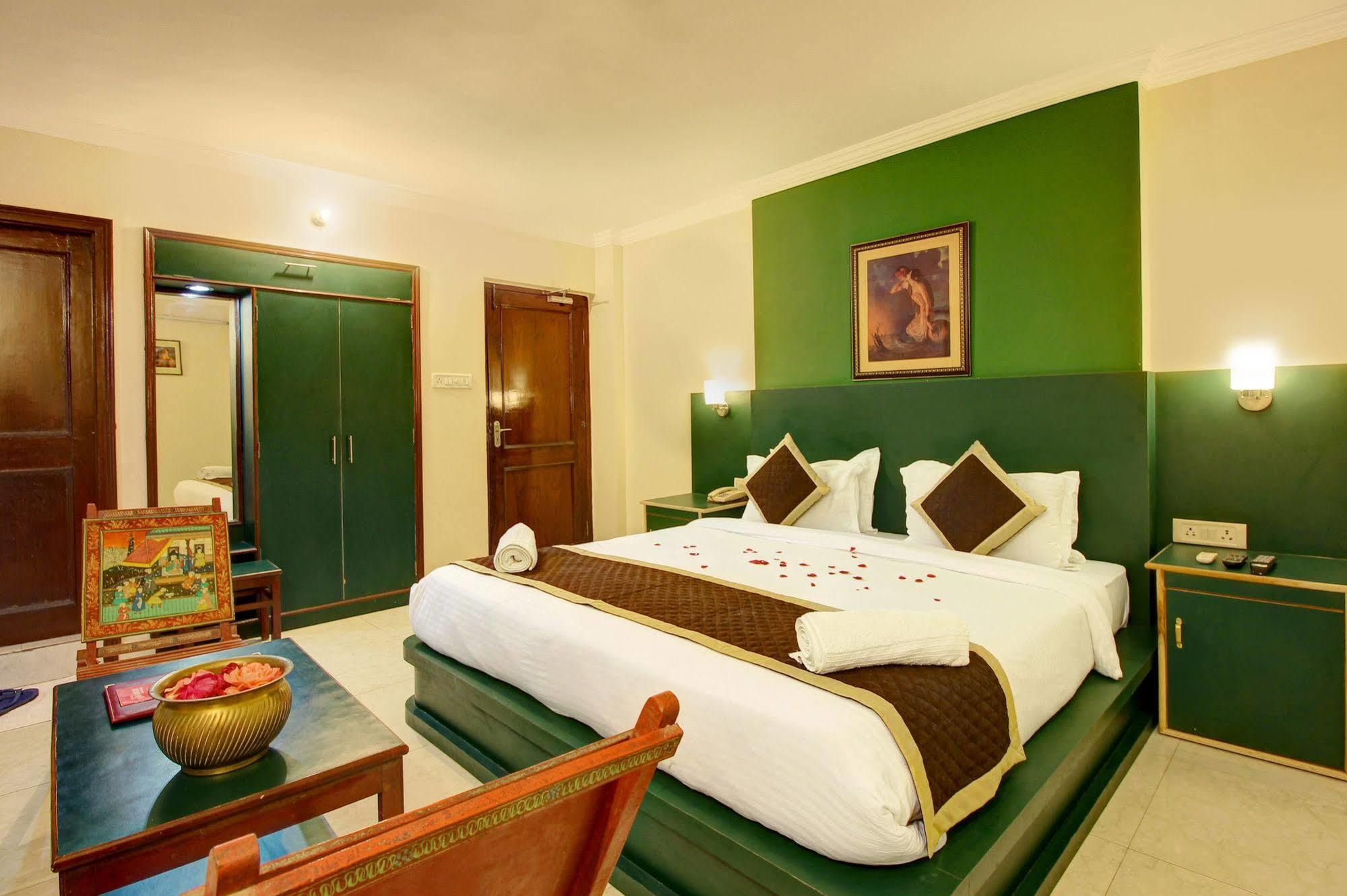 Hotel Jaisingh Palace Jaipur Exteriör bild