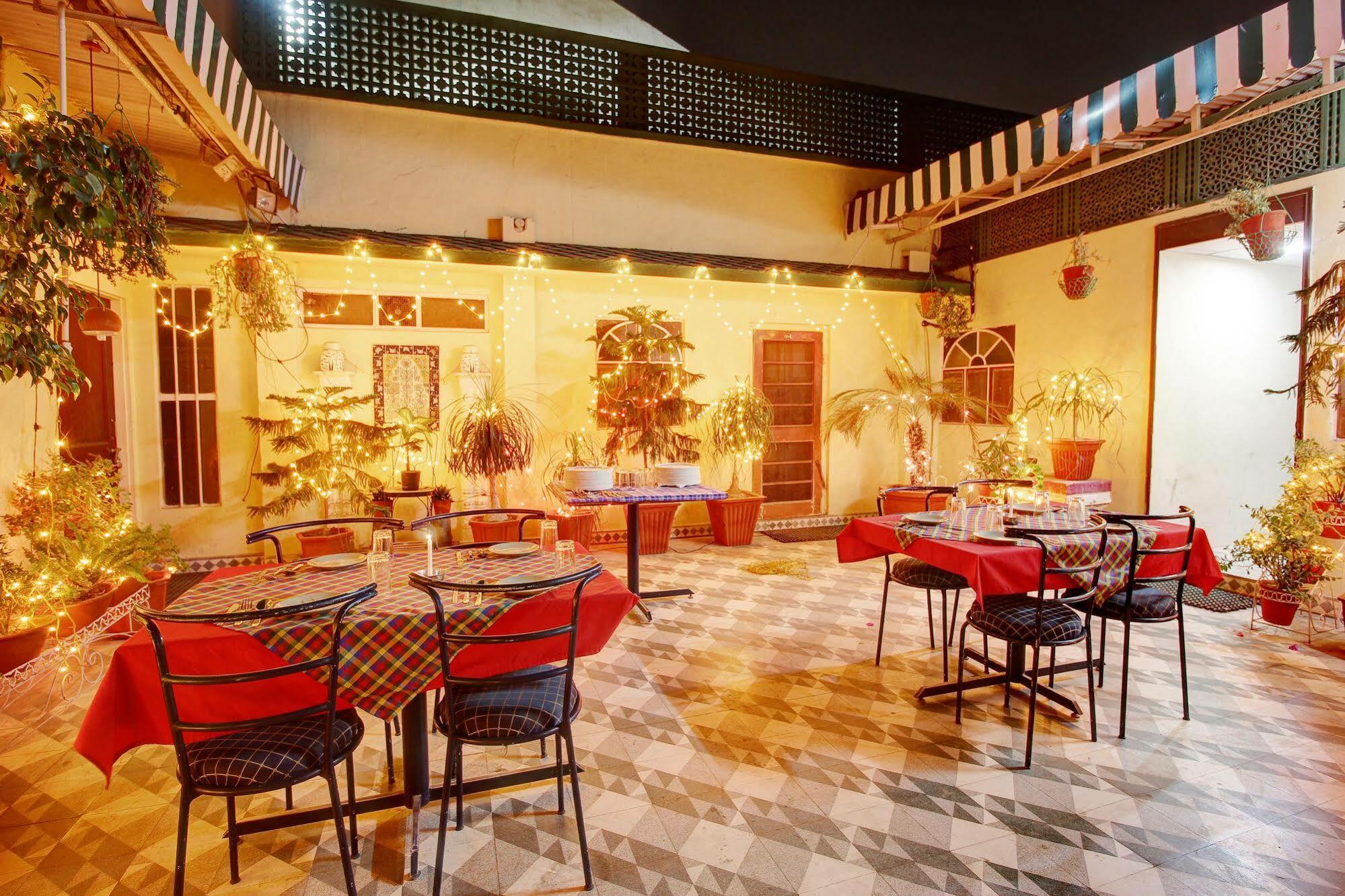 Hotel Jaisingh Palace Jaipur Exteriör bild